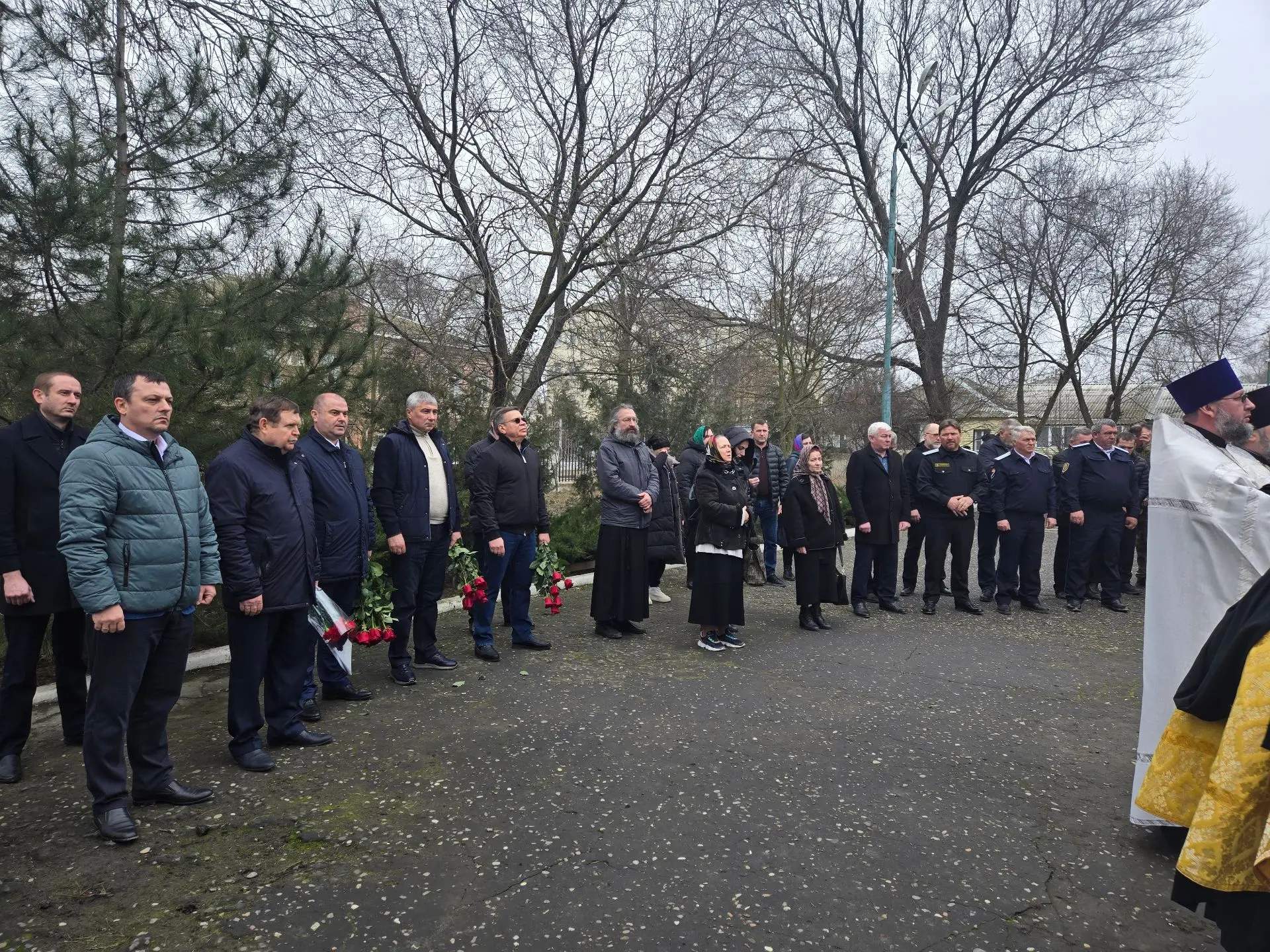 Кизляр помнит: в Соборе святого Георгия Победоносца прошла панихида по жертвам трагедии